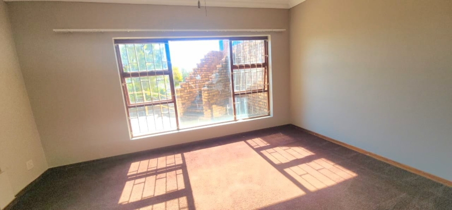 3 Bedroom Property for Sale in Ifafi North West